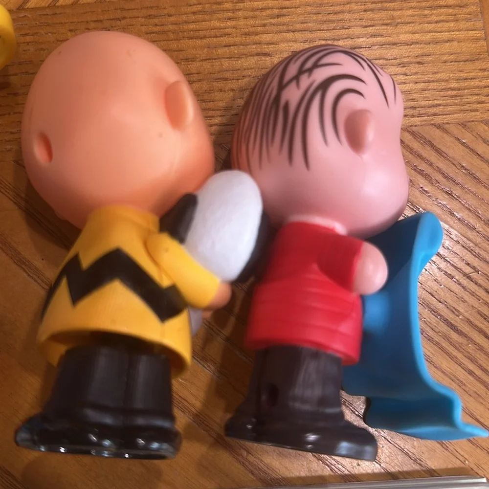 Peanuts Snoopy Charlie Brown Figure Lot NASA Snoopy Book Toys